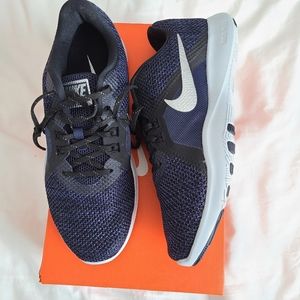 Womens Nike Flex Trainer 8 PRM Size 6